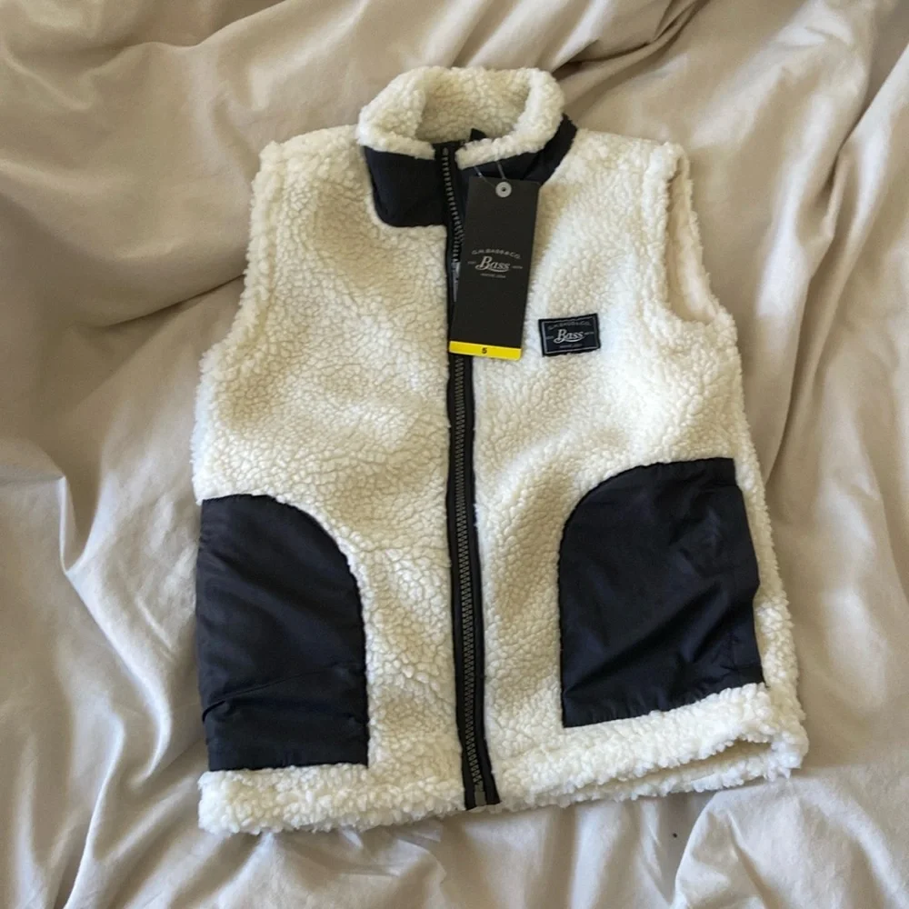 Sherpa vest Unworn - Picture 1 of 4